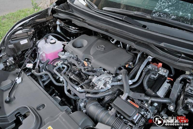 《Toyota Sienna Hybrid 铂金版》试驾报导｜内装豪华真满意 油电操驾更惬意